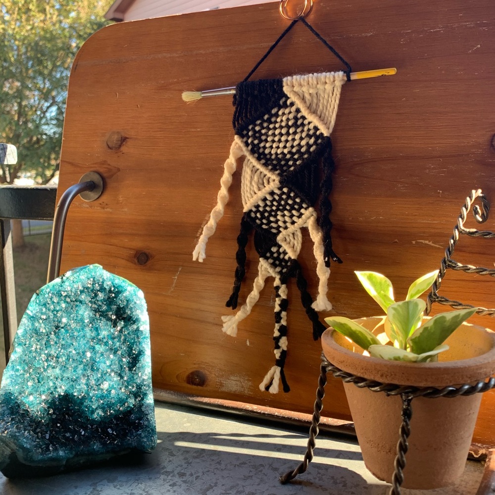 yin yang paintbrush macrame